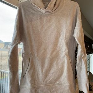 Lululemon oatmeal sweatshirt size 6